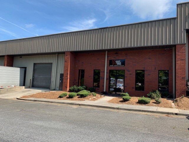 Primary Photo Of 1060 Union Center Dr, Alpharetta Distribution For Lease