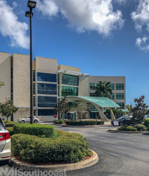 More Photos Of 1050 SE Monterey Rd, Stuart Medical For Lease