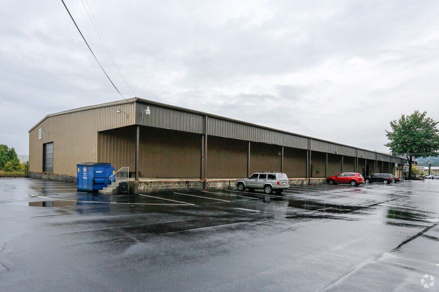 More Photos Of 2240 5th Ave, Huntington Medical For Lease