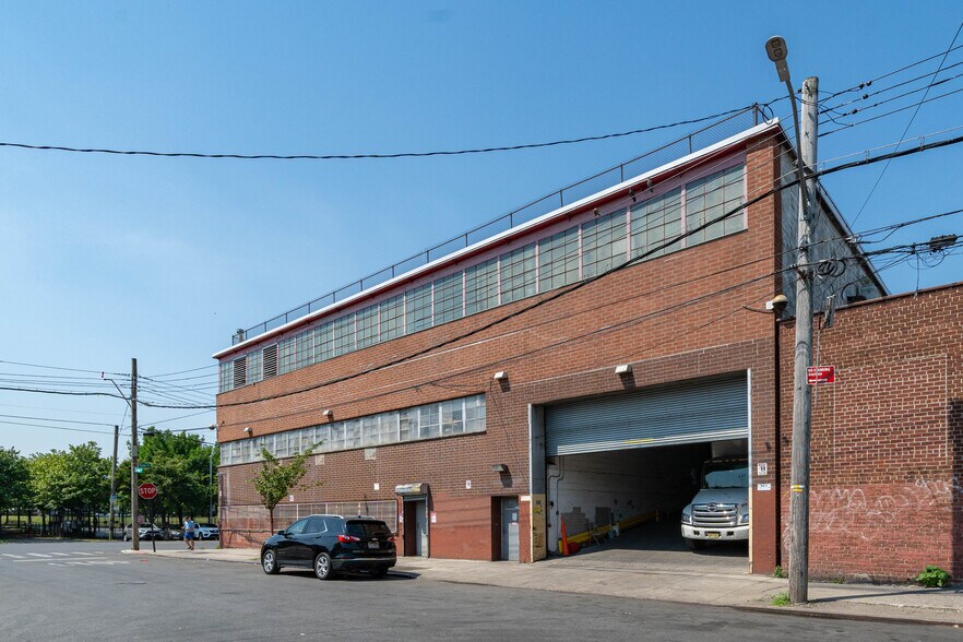 More Photos Of 310 Tiffany St, Bronx Warehouse For Sale