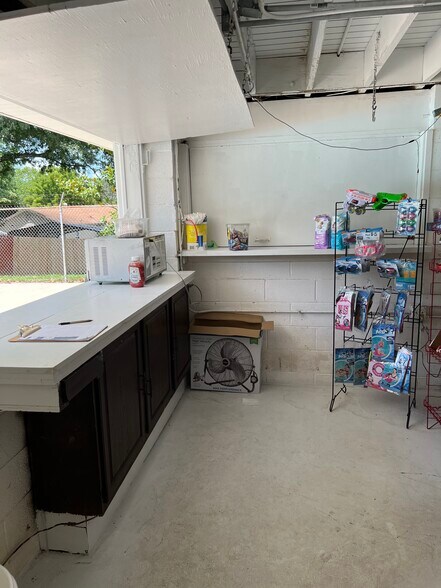 More Photos Of 1617 Shaver St, High Point Sports And Entertainment For Sale