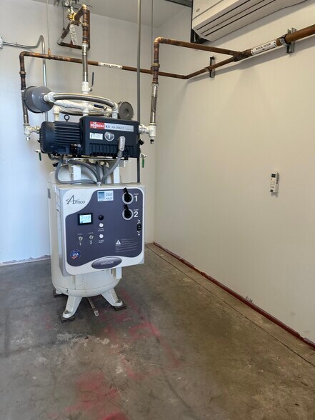 More Photos Of 77 S Dobson Rd, Chandler Medical For Sale