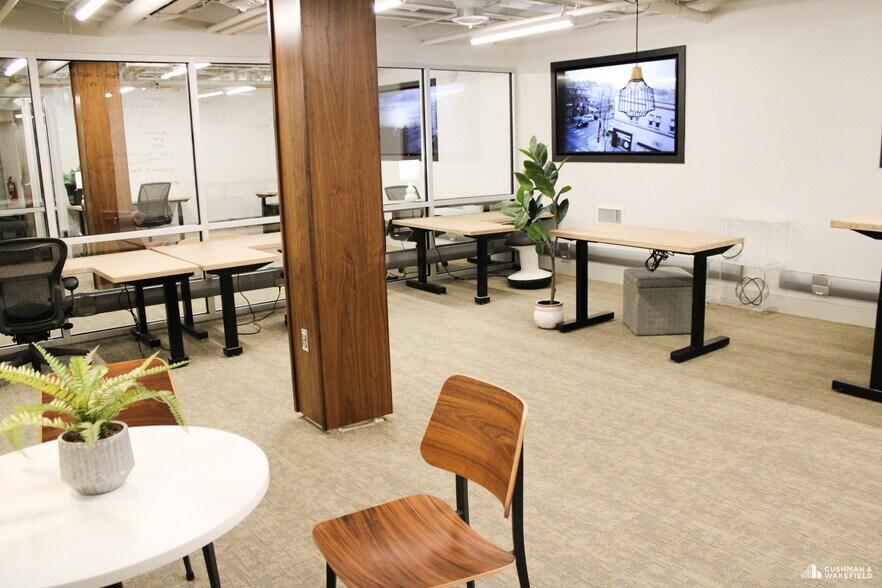 More Photos Of 201 E 4th St, Loveland Coworking Space