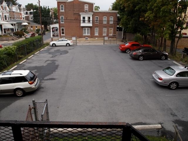 More Photos Of 1421-1425 W Hamilton St, Allentown Office For Sale
