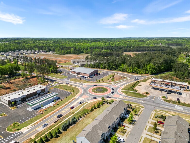 More Photos Of 585 Willow ln, McDonough Sports And Entertainment For Sale