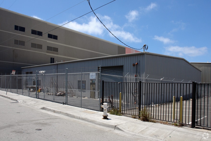 Primary Photo Of 140 Bluxome St, San Francisco Warehouse For Lease