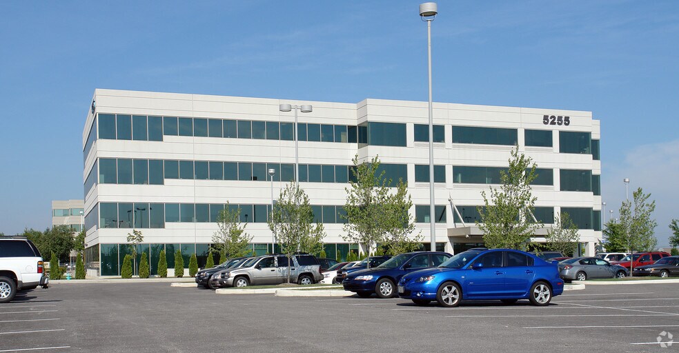 More Photos Of 5255 E Stop 11 Rd, Indianapolis Medical For Lease