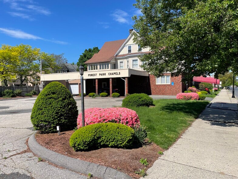 More Photos Of 494 Belmont Ave, Springfield Funeral Home For Sale