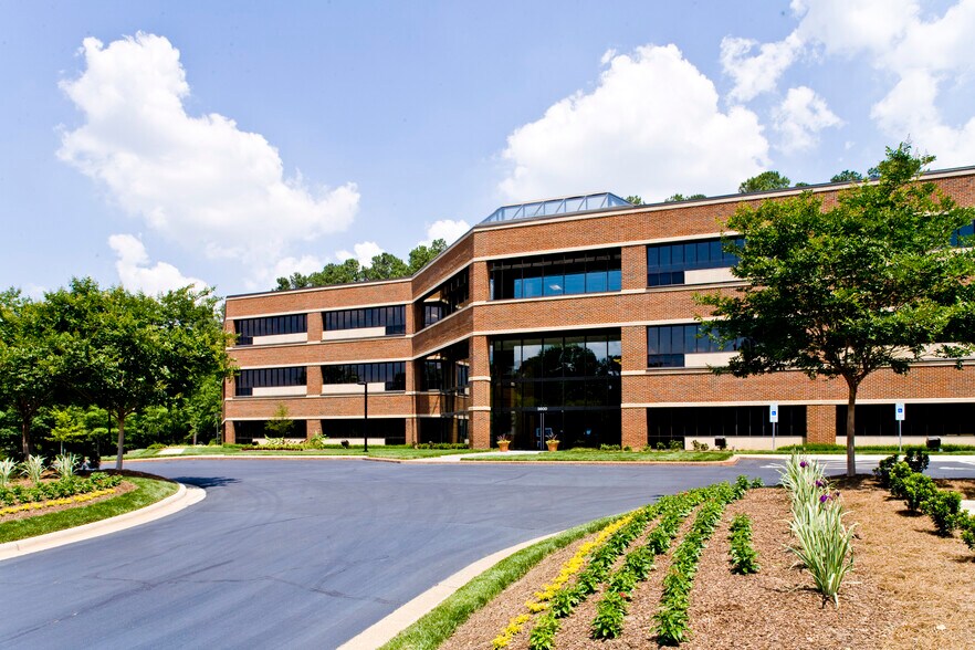 More Photos Of 3600 Glenwood Ave, Raleigh Office For Lease