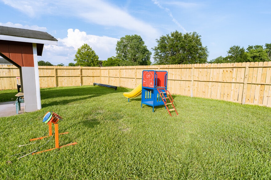 More Photos Of 5111 Powerline Rd, Richmond Daycare Center For Sale