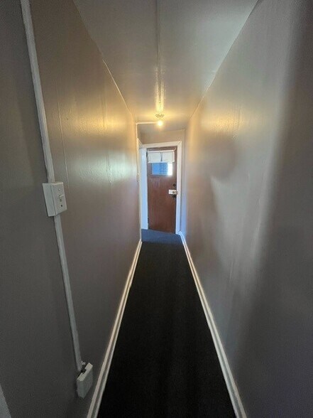 More Photos Of 48 S Kennedy Dr, Mcadoo Apartments For Sale