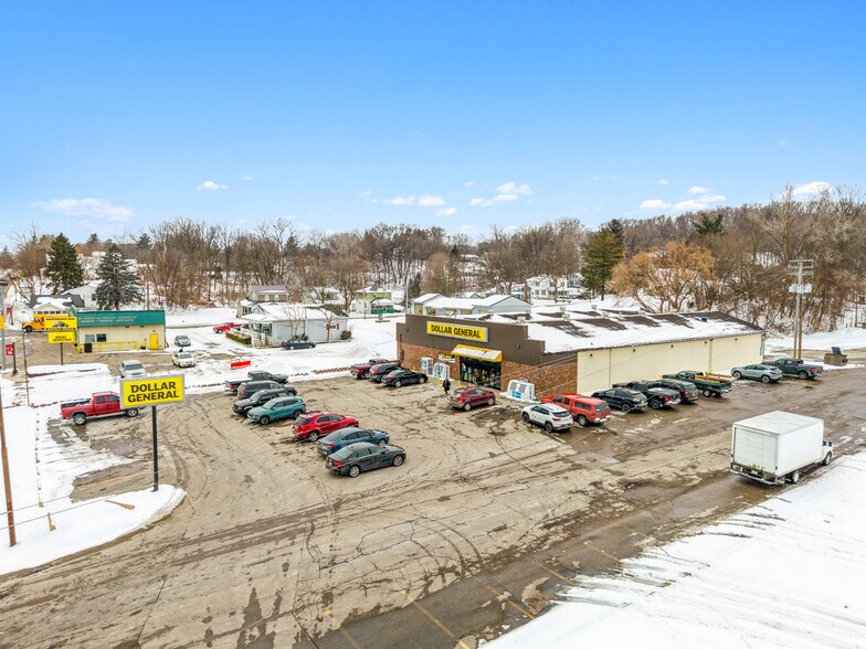 More Photos Of 438 W Lincoln Ave, Ionia Freestanding For Sale