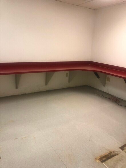 More Photos Of 3555-3559 W Wright St, Boise Light Manufacturing For Lease