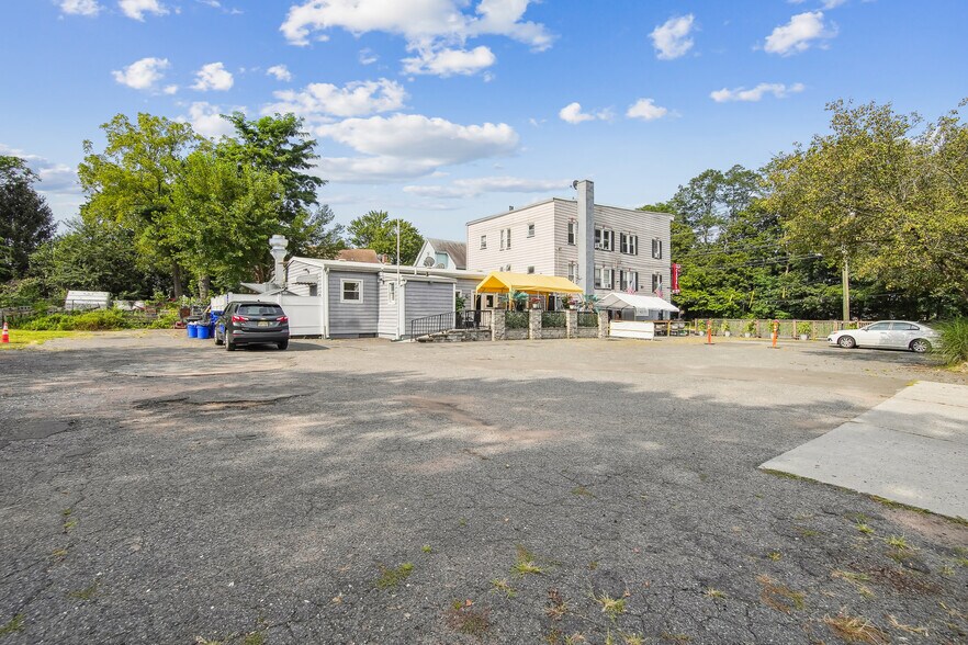 More Photos Of 2 E Passaic Ave, Nutley Restaurant For Sale