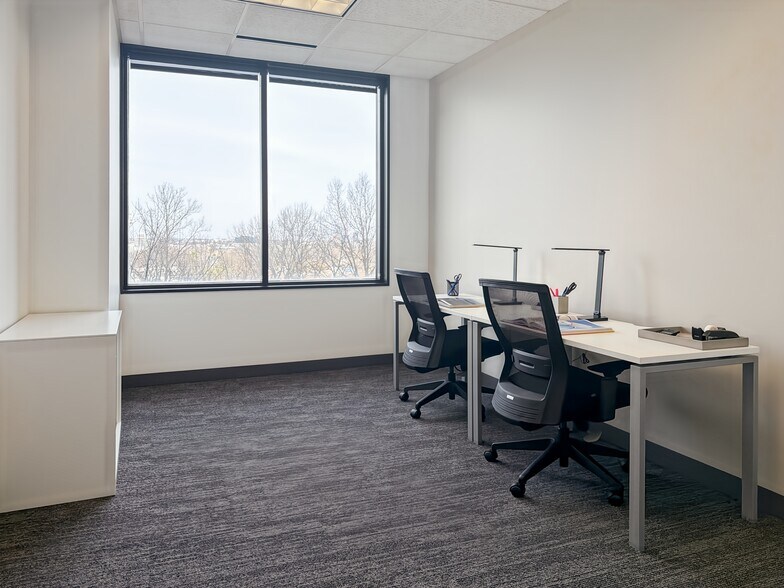 More Photos Of 6100 S Yale Ave, Tulsa Coworking Space