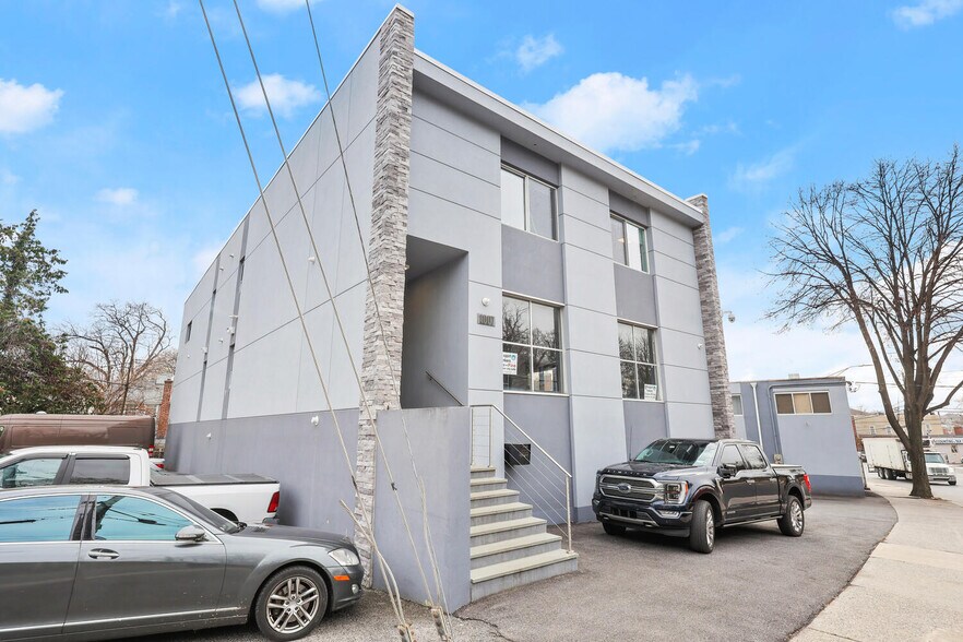 Primary Photo Of 1007 Yonkers Ave, Yonkers Storefront Retail Office For Lease