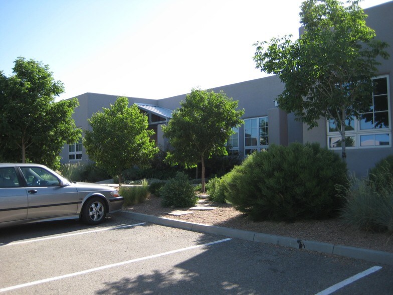 More Photos Of 4001 Office Ct, Santa Fe Office For Lease