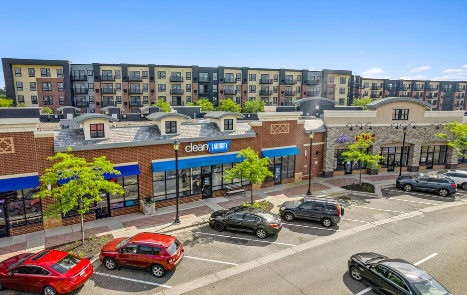 More Photos Of 2700 39th Ave NE, Saint Anthony Unknown For Sale