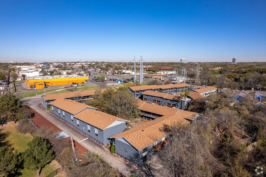 More Photos Of 14000 Esperanza Rd, Dallas Apartments For Sale