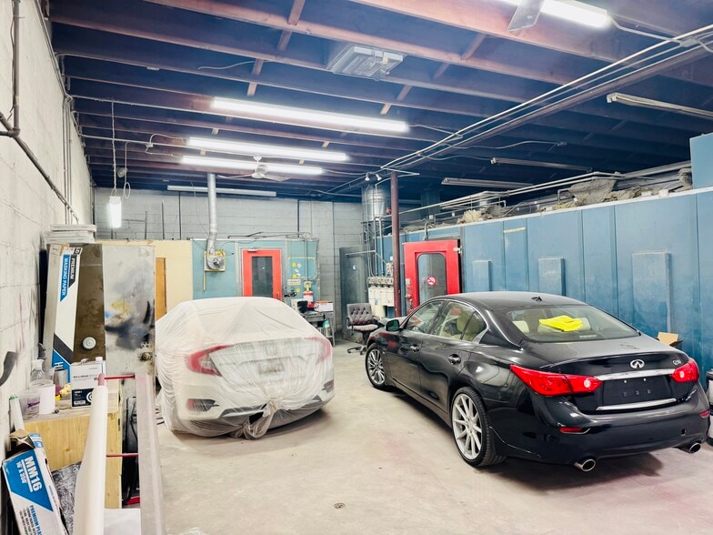 More Photos Of 6226 Belair Rd, Baltimore Auto Repair For Sale