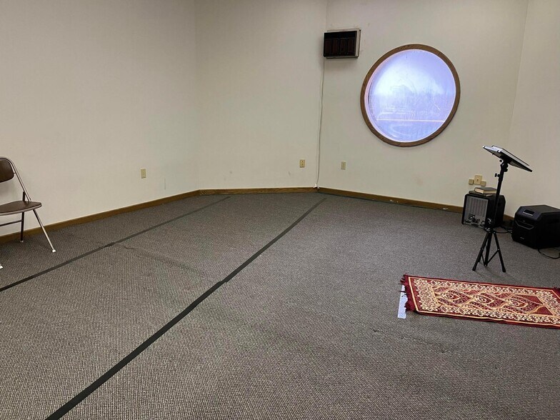 More Photos Of 3375 Merriam St, Muskegon Office For Lease