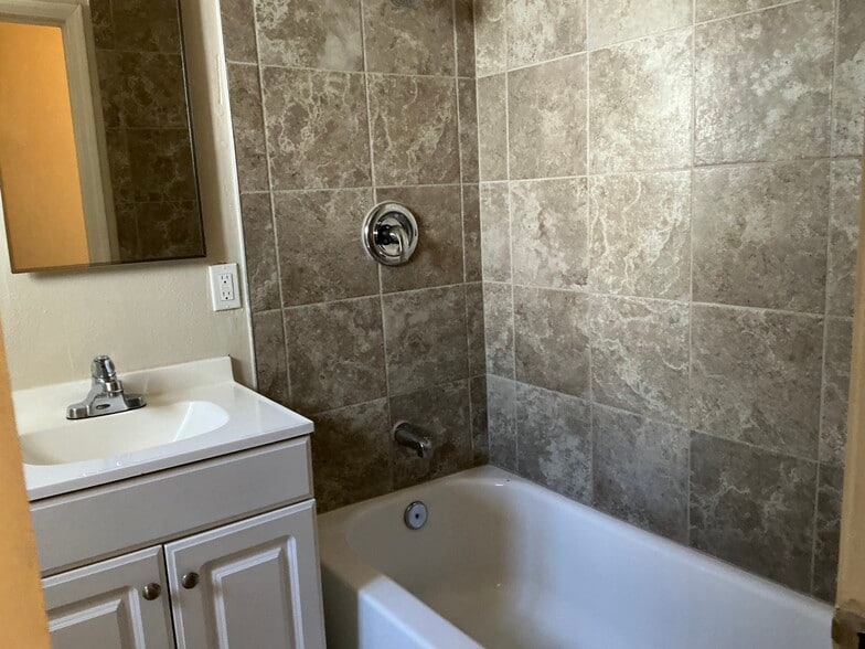 More Photos Of 1508-1520 Locust St, Reno Apartments For Sale