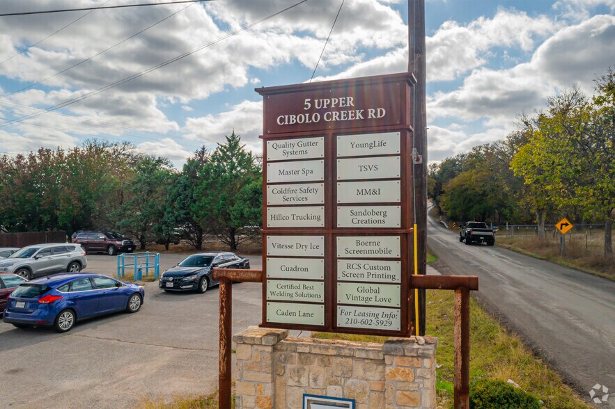 More Photos Of 5 Upper Cibolo Creek Rd, Boerne Light Manufacturing For Lease