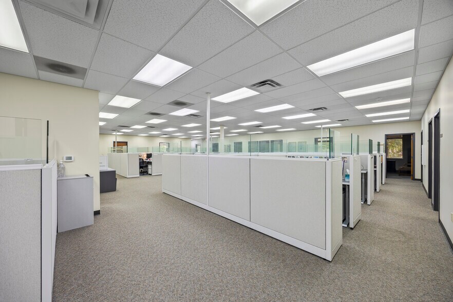 More Photos Of 26 Security Dr, Jackson Office For Lease