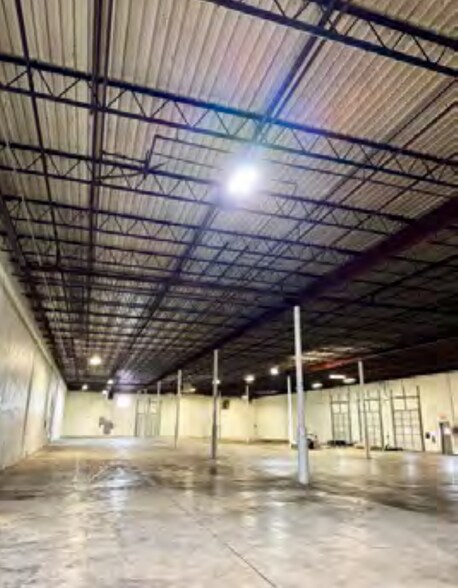 More Photos Of 2441-2445 Northline Industrial Blvd, Maryland Heights Warehouse For Sale