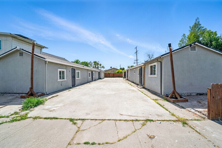 More Photos Of 462 Delhi Ave, Stockton Multifamily For Sale