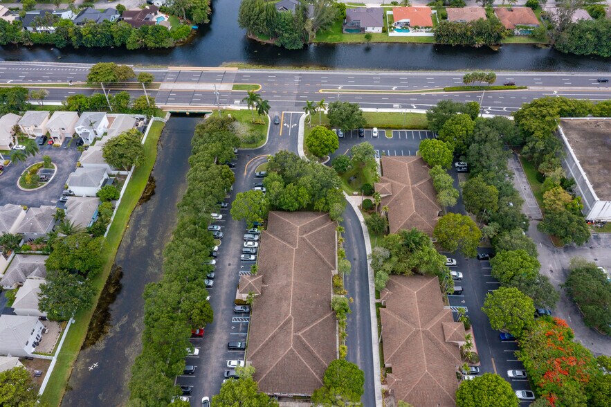 More Photos Of 102 NW 100th Ave, Plantation Medical For Sale