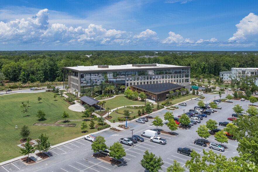More Photos Of 65 Fairchild St, Charleston Office For Lease