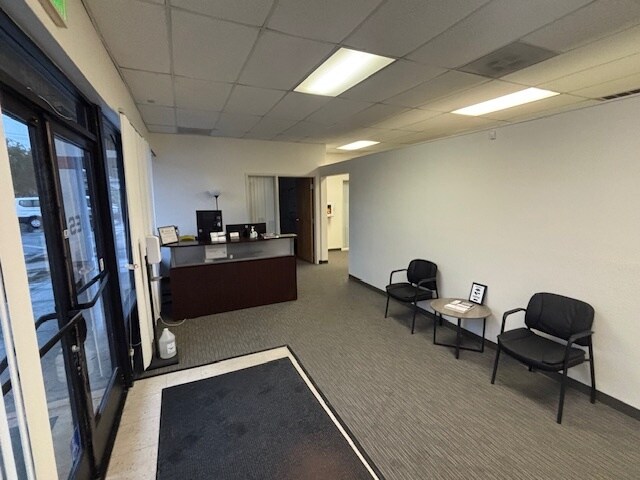 More Photos Of 3410 W Hammer Ln, Stockton Freestanding For Lease