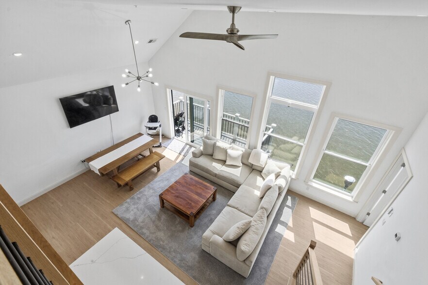 More Photos Of 97 Sand Shore Rd, Budd Lake Restaurant For Sale