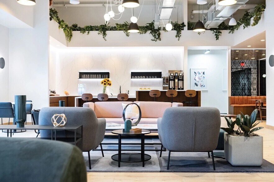 More Photos Of 25 S Arizona Pl, Chandler Office For Lease