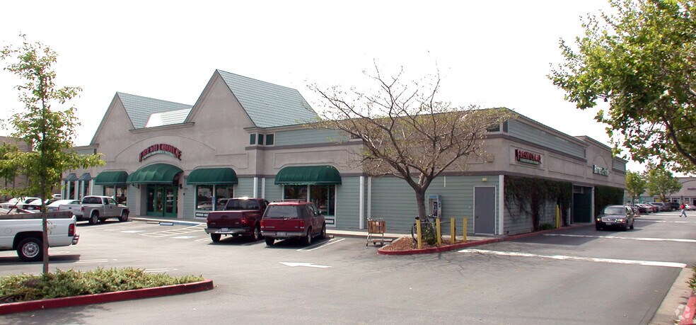 More Photos Of 1001-1111 El Camino Real, Redwood City Unknown For Lease