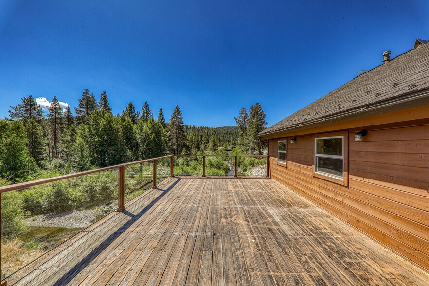 More Photos Of 12315 Deerfield Dr, Truckee Office Residential For Sale