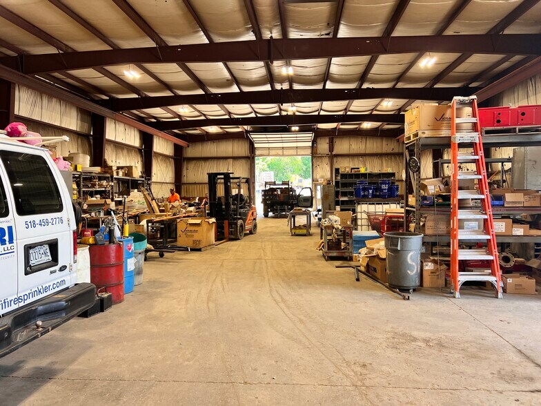 More Photos Of 1060-1062 Central Ave, Albany Light Distribution For Sale