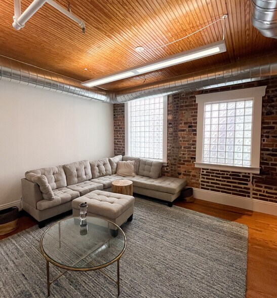 More Photos Of 135 E Martin St, Raleigh Office For Lease