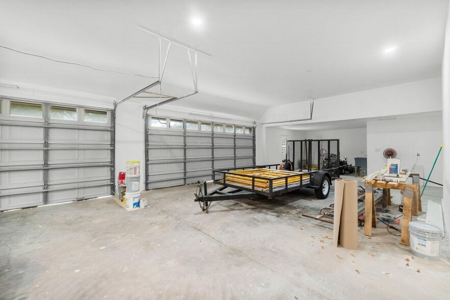 More Photos Of 680 Mallet Bayou Rd, Freeport Lodge Meeting Hall For Sale