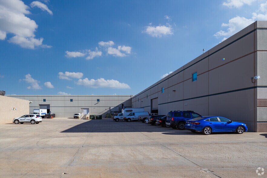 More Photos Of 11575 Main St, Broomfield Industrial For Lease