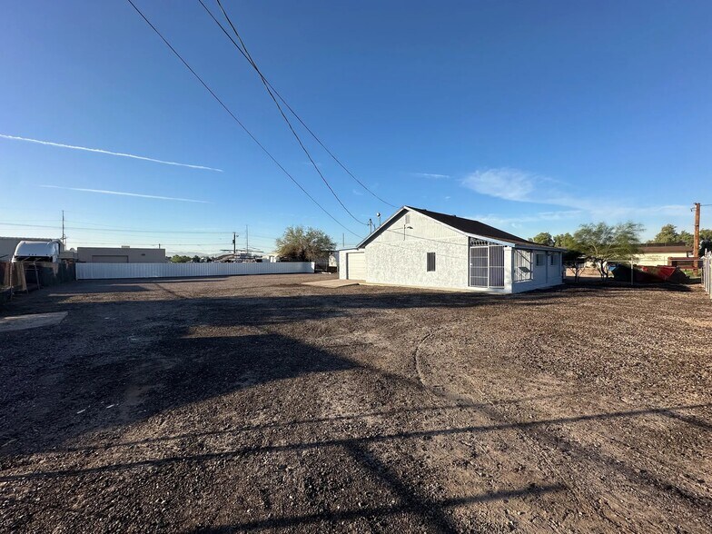 More Photos Of 1309-1313 W Lincoln St, Phoenix Contractor Storage Yard For Lease