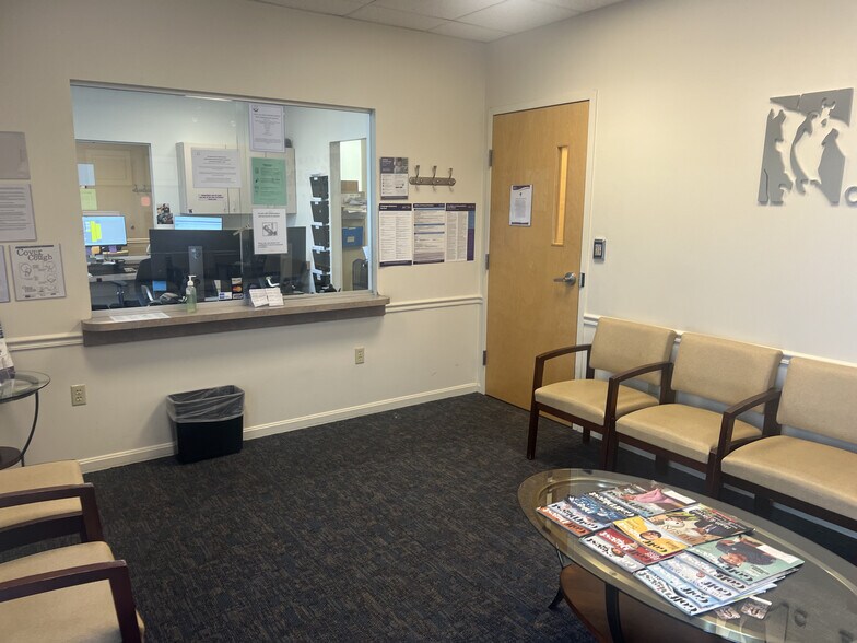 More Photos Of 75 Thomas Johnson Dr, Frederick Medical For Sale