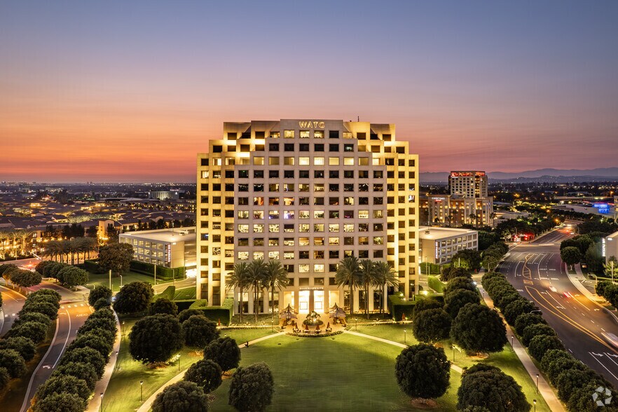 More Photos Of 300 Spectrum Center Dr, Irvine Office For Lease