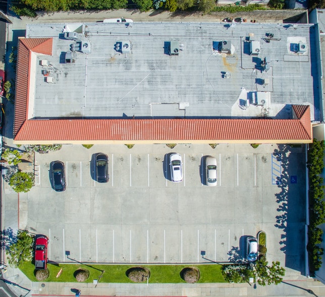 More Photos Of 443-457 W Foothill Blvd, Monrovia Storefront Retail Office For Lease