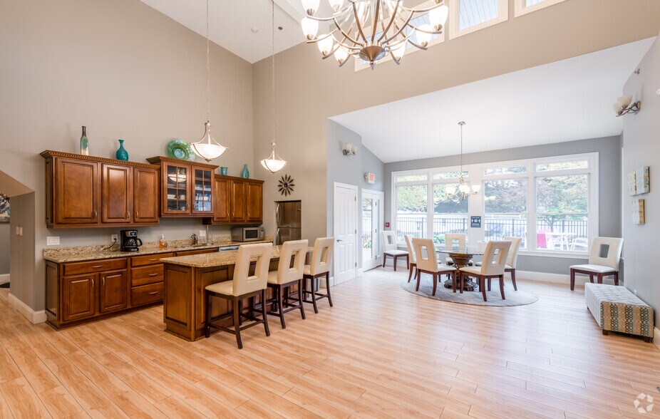 More Photos Of 171 East St, Methuen Apartments For Sale