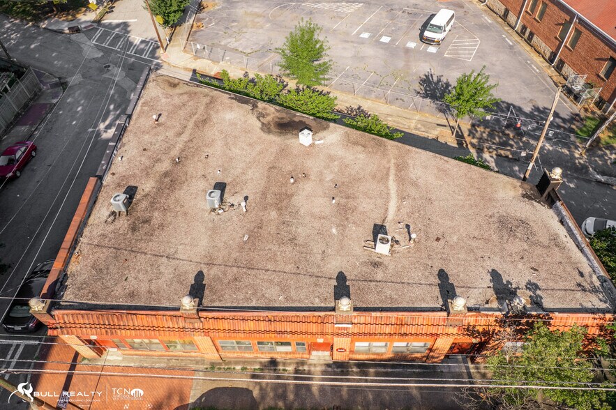 More Photos Of 530 NE Parkway Dr, Atlanta Apartments For Sale