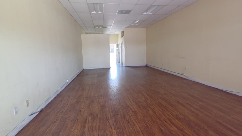 Primary Photo Of 9250 Reseda Blvd, Northridge Unknown For Lease