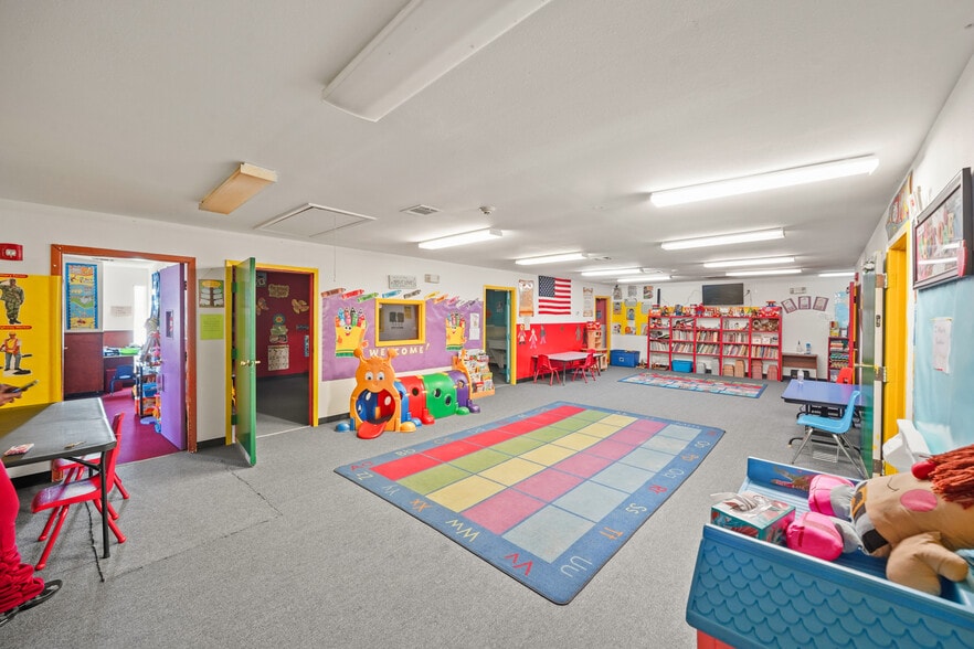 More Photos Of 3711 W Orem Dr, Houston Religious Facility For Sale