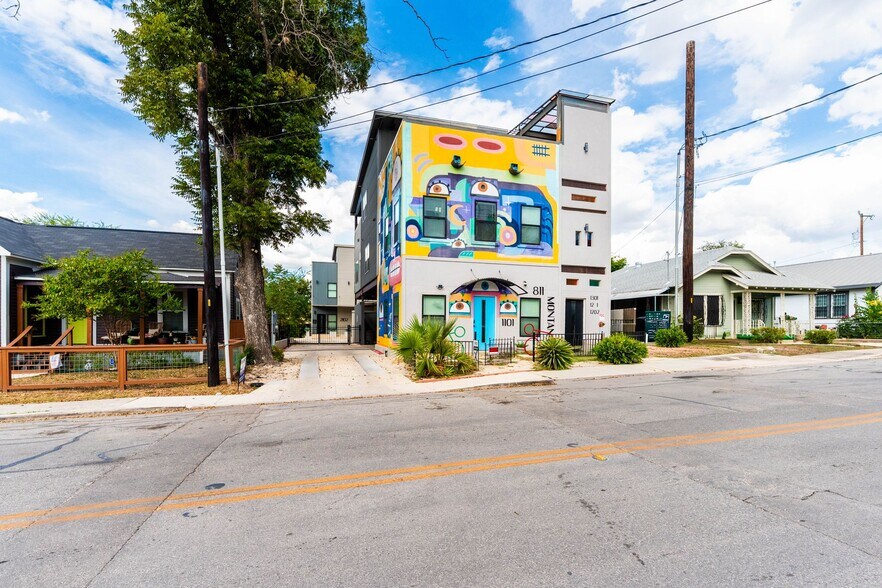 More Photos Of 811 Montana St, San Antonio Apartments For Sale